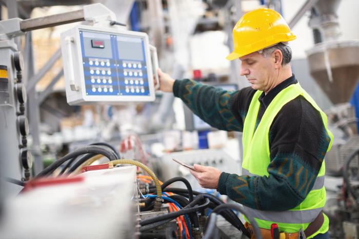 Optymalizacja pracy zakładu produkcyjnego pozwala na ograniczenie zużycia energii