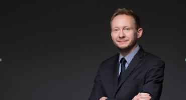 Uszkodzenie pojazdu z powodu dziury w drodze - czy można uzyskać odszkodowanie?