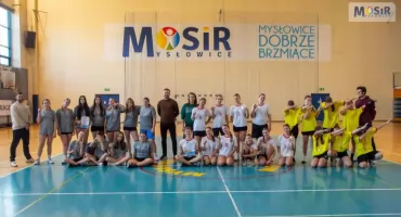 Uczennice Szkoły Podstawowej nr 17 obroniły złote medale w piłce ręcznej