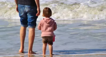 Nawet 6 dni dodatkowego urlopu w 2026 roku. Sprawdź, jak zyskać więcej wolnego