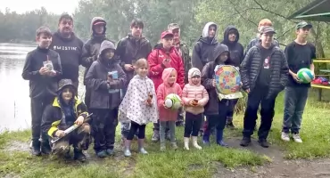 Piknik wędkarski na Pacwowych Stawach