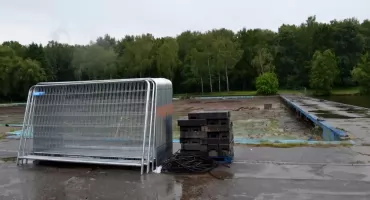 Sprzęt budowlany wjechał na Słupną. Rusza wielki remont kąpieliska