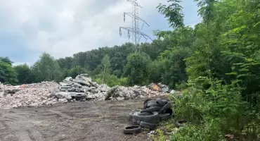 Wielkie porządki przy Ptasiej na Laryszu. Co powstanie w miejscu dawnego toru motocrossowego?