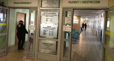 Ponad 300 tysięcy osób pobiera rentę socjalną. ZUS przypomina o zasadach